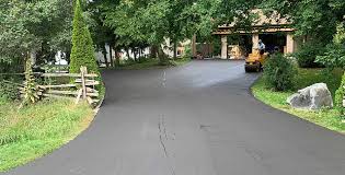 Best Custom Driveway Design  in Kissee Mills, MO